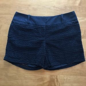 NWOT The Limited Navy Blue Lace Shorts Size 2